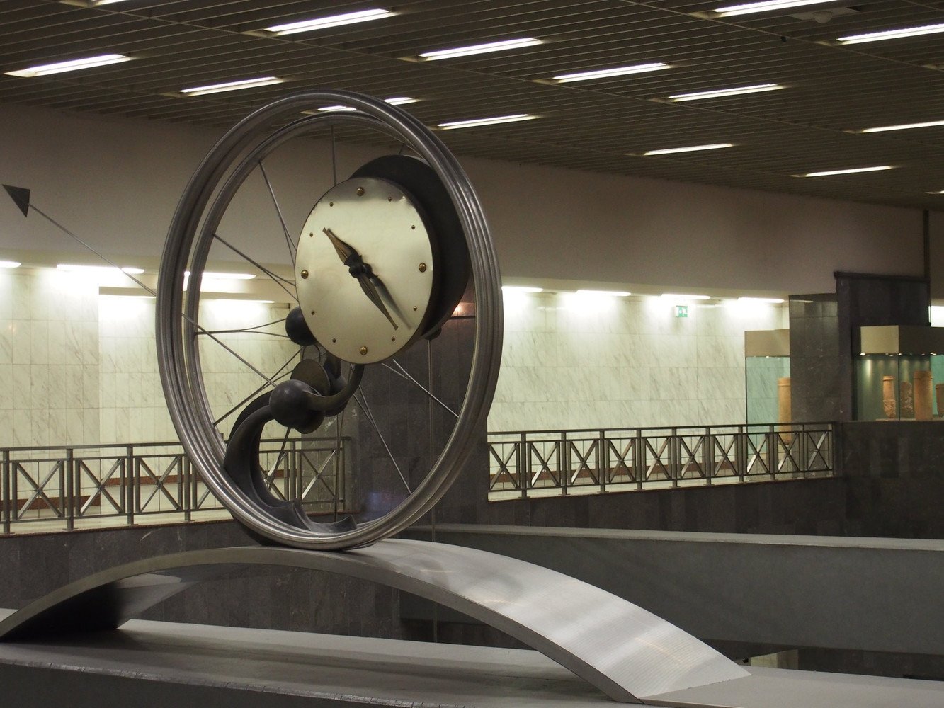 The METRO CLOCK at Syntagma Station